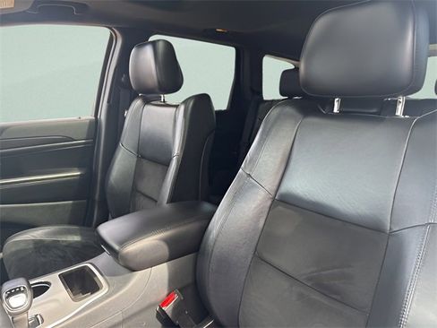 Used 2015 Jeep Grand Cherokee Altitude image 17