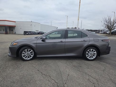 Used 2023 Toyota Camry LE w/ Convenience Package image 18