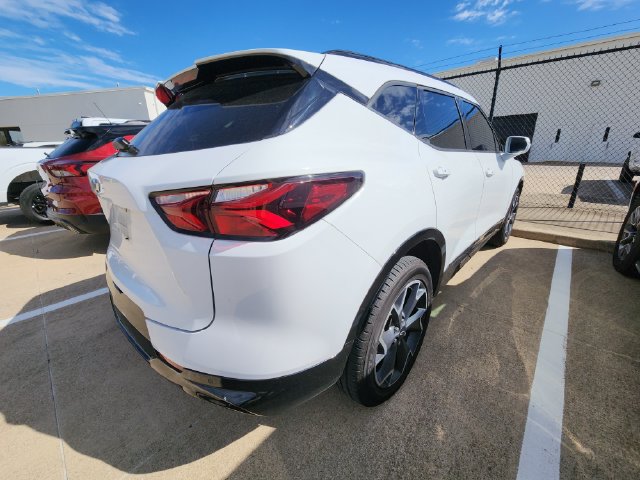 Used 2019 Chevrolet Blazer RS w/ LPO, Roadside Safety Package FWD image 4