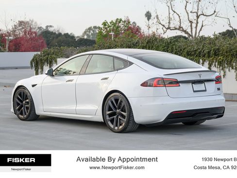Used 2021 Tesla Model S Plaid image 6