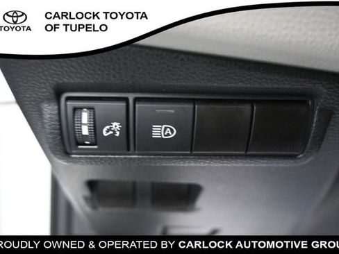 Used 2025 Toyota Corolla Cross L FWD image 20
