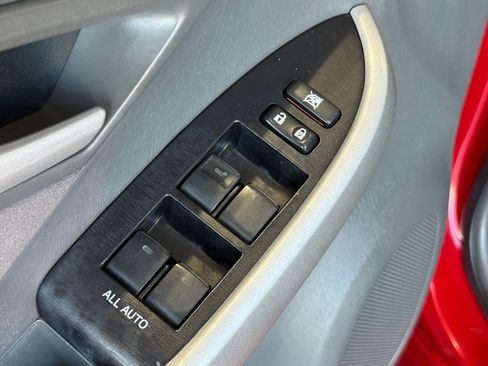 Used 2010 Toyota Prius Two image 18