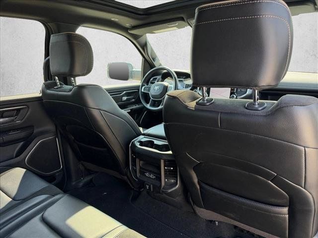 Used 2023 RAM 1500 Laramie AWD/4WD image 22