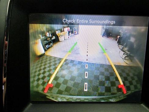 Used 2016 Dodge Durango Limited w/ Nav & Power Liftgate Group RWD image 18