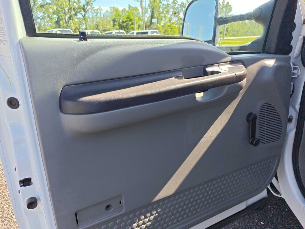 Used 2007 Ford F450 XL RWD image 13