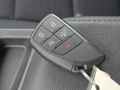 Used 2023 Chevrolet Silverado 1500 LT AWD/4WD image 81
