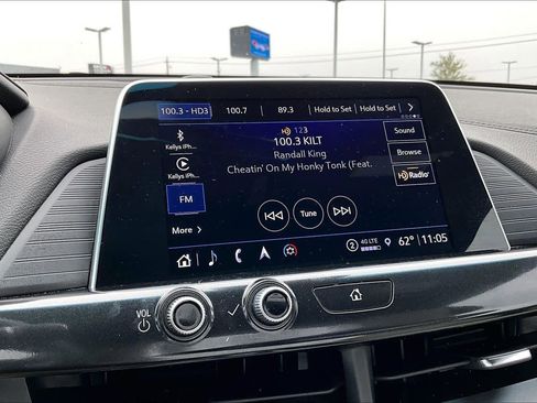 Used 2022 Cadillac CT4 Luxury w/ Sun And Sound Package image 34