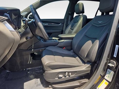 Used 2020 Cadillac XT6 Premium Luxury AWD/4WD image 18