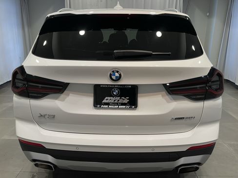 Used 2024 BMW X3 xDrive30i w/ Premium Package AWD/4WD image 5