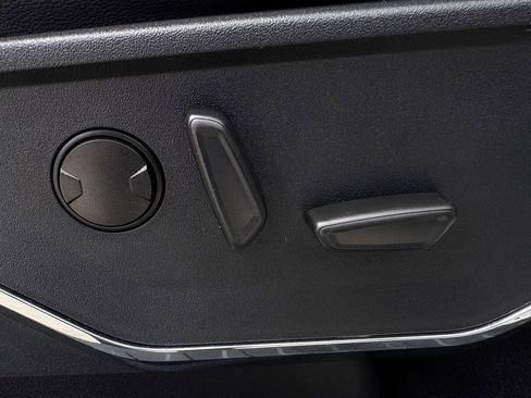 Used 2024 Ford F250 Lariat w/ Lariat Ultimate Package image 30