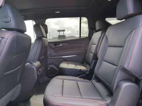 New 2026 Chevrolet Traverse Z71 w/ Enhanced Driving Package AWD/4WD image 36