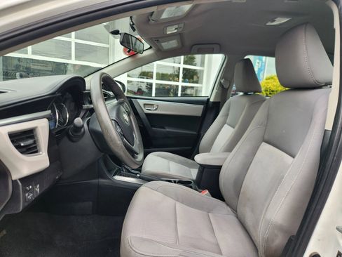 Used 2014 Toyota Corolla LE FWD image 24