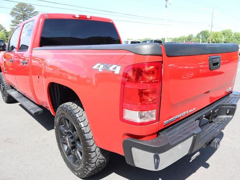 Used 2009 GMC Sierra 2500 SLE w/ Convenience Package AWD/4WD image 7