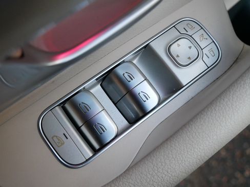 Used 2020 Mercedes-Benz GLE 350 4MATIC image 13