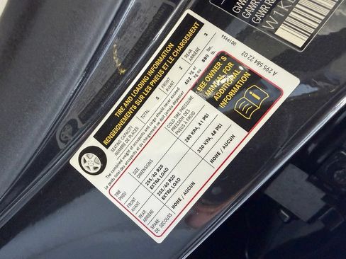Used 2023 Mercedes-Benz EQE 500 4MATIC Sedan image 35