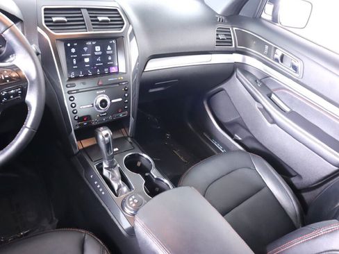 Used 2019 Ford Explorer Sport AWD/4WD image 35