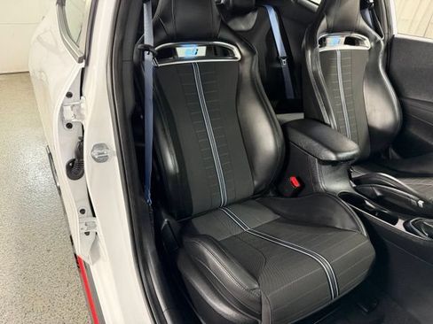 Used 2022 Hyundai Veloster N FWD image 21