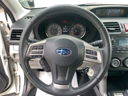 Used 2015 Subaru Forester 2.5i Limited AWD/4WD image 25