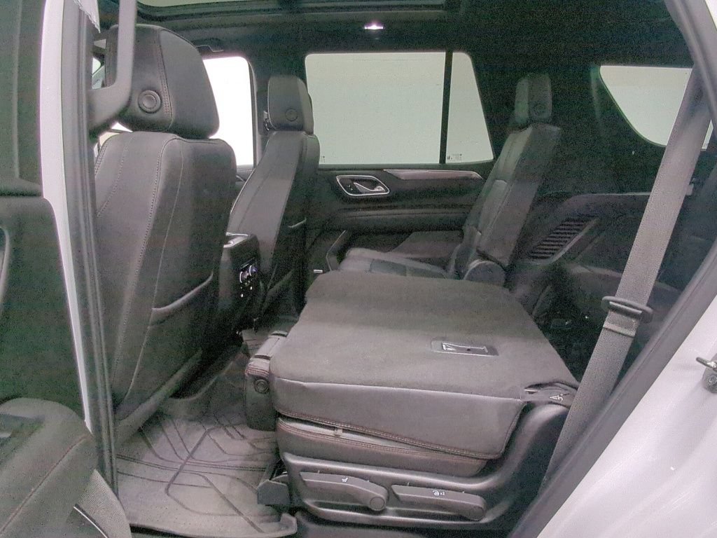 Used 2023 Chevrolet Tahoe RST w/ Luxury Package AWD/4WD image 31
