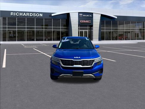 Used 2022 Kia Seltos LX AWD/4WD image 8