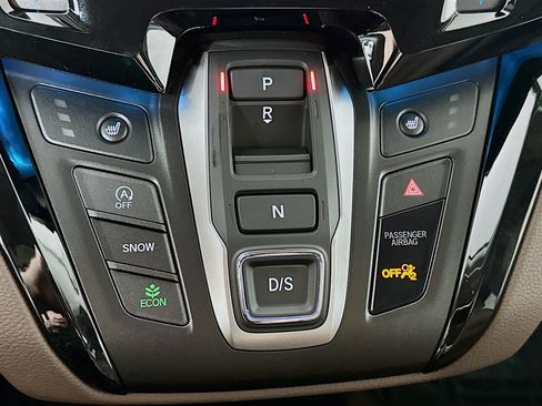 New 2026 Honda Odyssey Touring image 17
