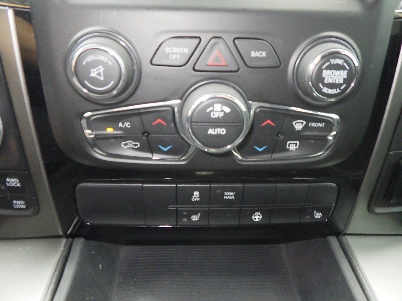Used 2018 RAM 1500 Sport w/ Sport Premium Group AWD/4WD image 26