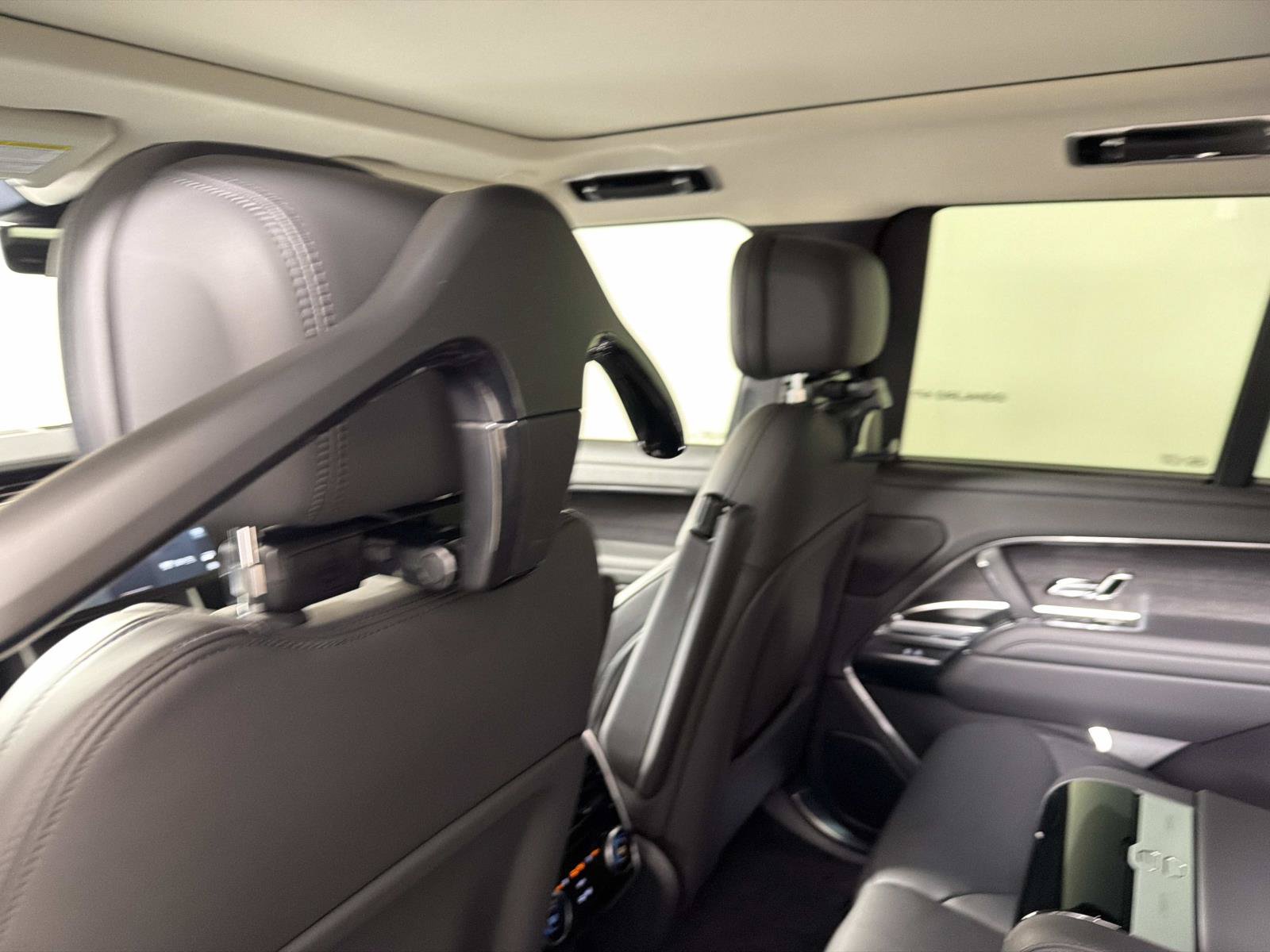 New 2026 Land Rover Range Rover SE AWD/4WD image 16