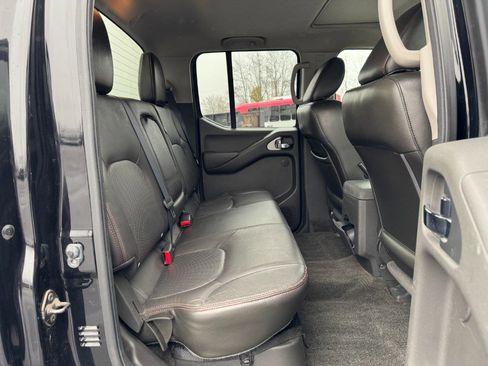 Used 2012 Nissan Frontier PRO-4X image 17
