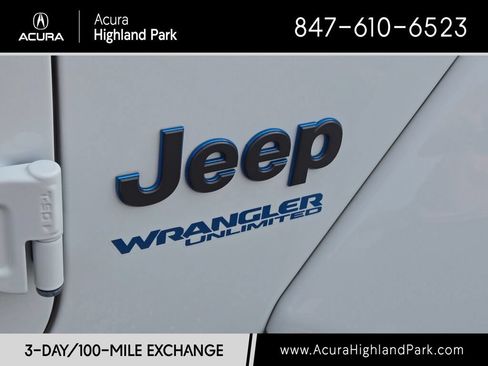 Used 2022 Jeep Wrangler Unlimited Rubicon 4xe w/ Cold Weather Group AWD/4WD image 6