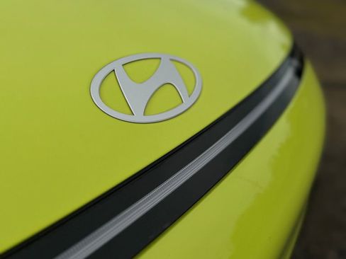 Used 2024 Hyundai Kona SEL AWD/4WD image 41