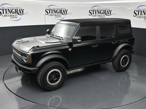 Used 2024 Ford Bronco Badlands AWD/4WD image 14
