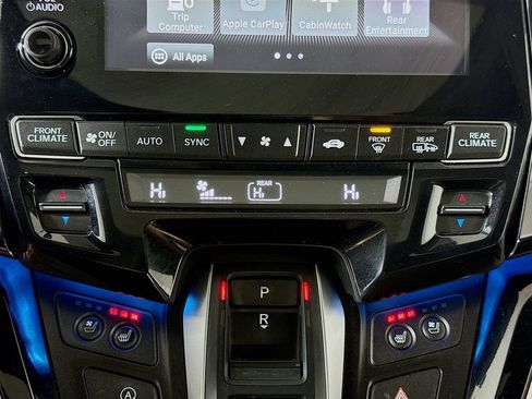 Used 2018 Honda Odyssey Elite image 16