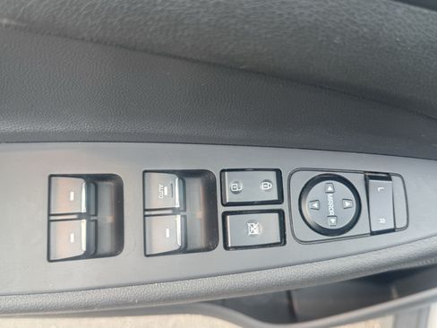 Used 2017 Hyundai Tucson Limited AWD/4WD image 16
