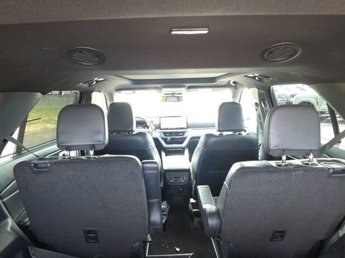Certified 2025 Ford Explorer ST AWD/4WD image 13