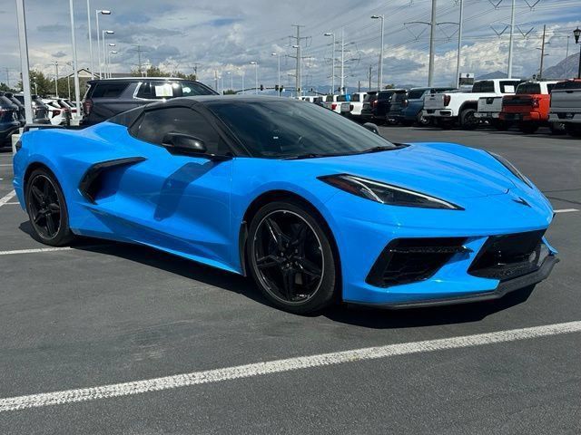 Used 2021 Chevrolet Corvette Stingray Preferred Conv w/ Z51 Performance Package RWD image 9