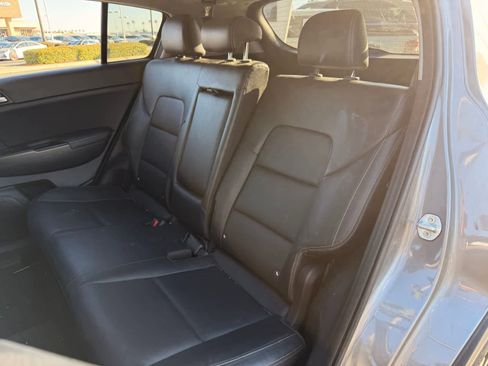 Used 2017 Kia Sportage EX w/ EX Premium Package image 10