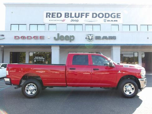 New 2024 RAM 2500 Tradesman w/ Chrome Appearance Group image 1