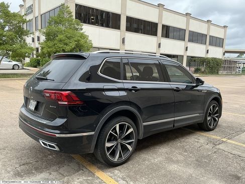 Used 2022 Volkswagen Tiguan SEL R-Line AWD/4WD image 6