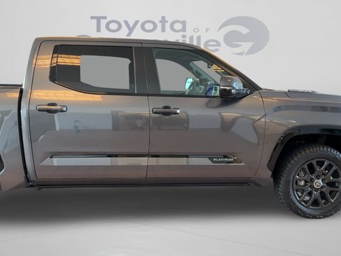 Used 2024 Toyota Tundra Platinum AWD/4WD image 50