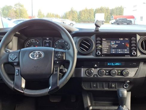 Used 2022 Toyota Tacoma SR image 14