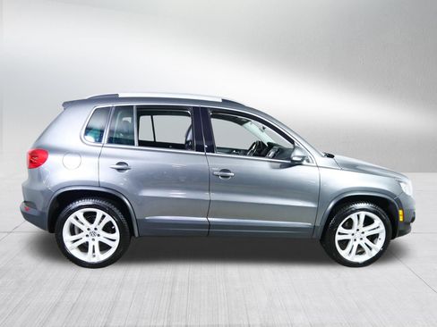 Used 2013 Volkswagen Tiguan SEL AWD/4WD image 8