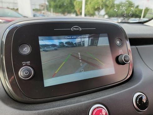 Used 2018 FIAT 500X Trekking FWD image 23