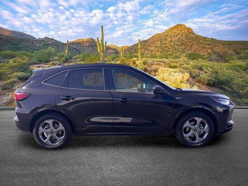 Used 2024 Ford Escape ST-Line FWD image 3