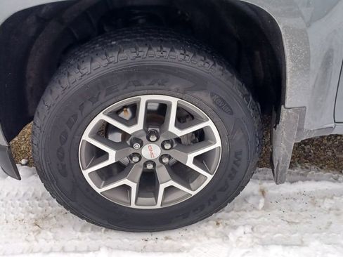 Used 2019 GMC Canyon All Terrain w/ Trailering Package image 3