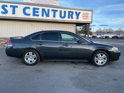 Used 2016 Chevrolet Impala LT FWD image 23