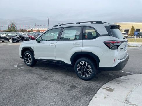 New 2026 Subaru Forester AWD/4WD image 3