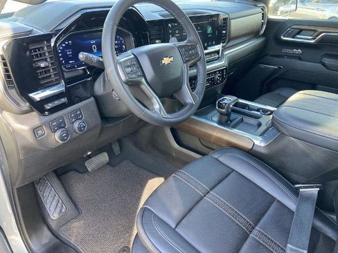 Certified 2024 Chevrolet Silverado 1500 High Country w/ Technology Package image 6