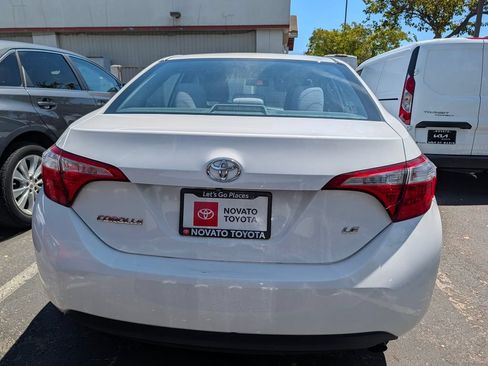 Used 2014 Toyota Corolla LE FWD image 3