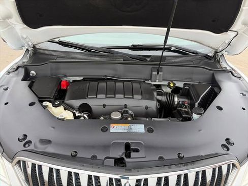 Used 2017 Buick Enclave Leather AWD/4WD image 51