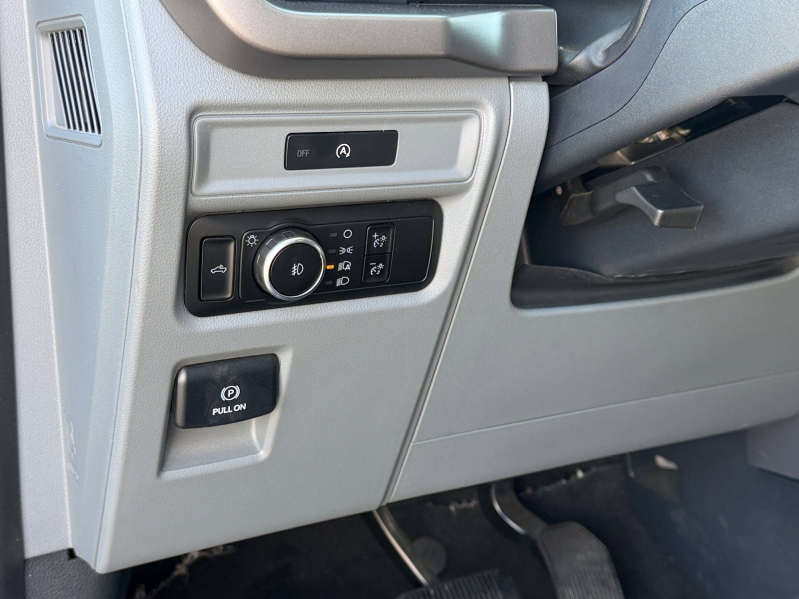 Used 2025 Ford F150 XLT w/ Equipment Group 301A Standard AWD/4WD image 22
